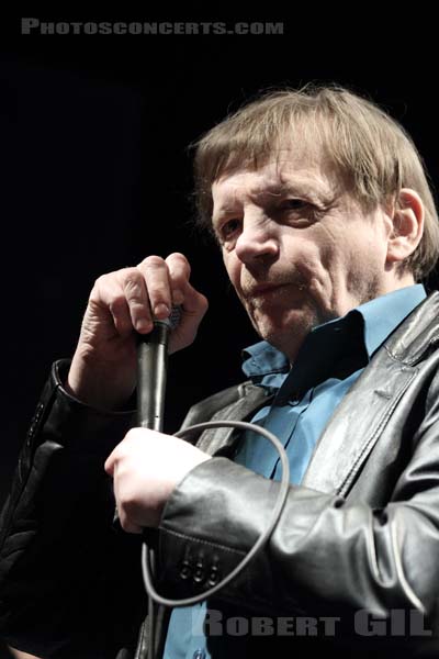 THE FALL - 2012-03-07 - PARIS - Le Bataclan - 